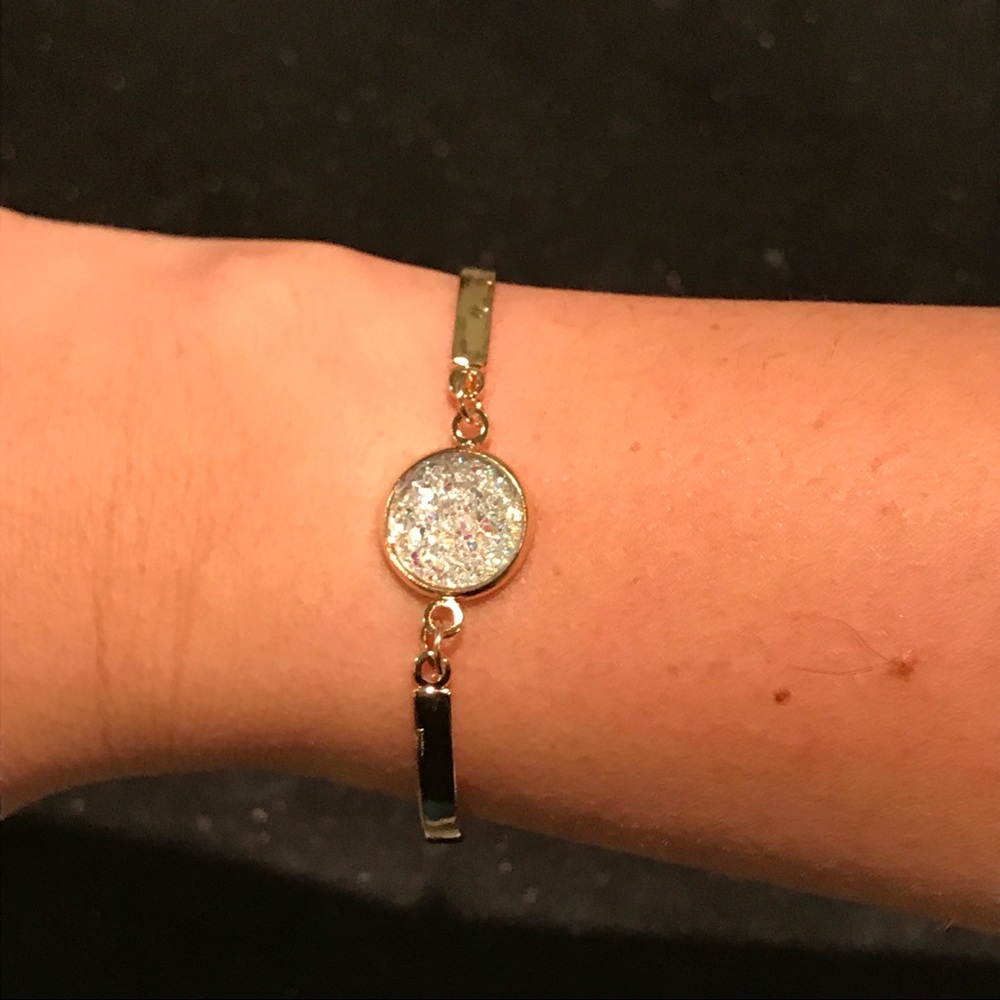 NWOT Rhinestone pave adjustable bangles - Picture 2 of 5